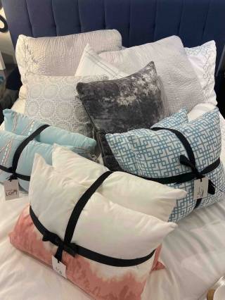 Decorative Pillows & Throws Gallery