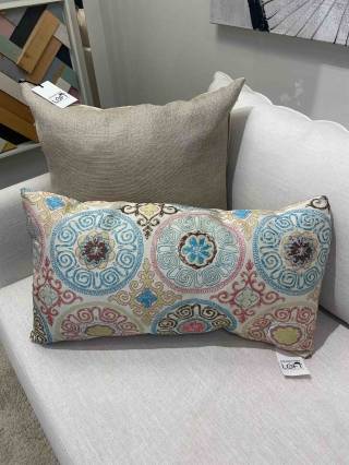 Decorative Pillows & Throws Gallery