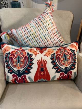 Decorative Pillows & Throws Gallery