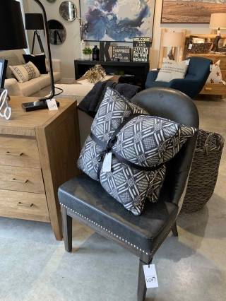 Decorative Pillows & Throws Gallery